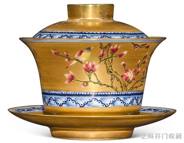 乾隆 青花粉彩鎏金秋实花鸟纹盘托盖碗（六件）