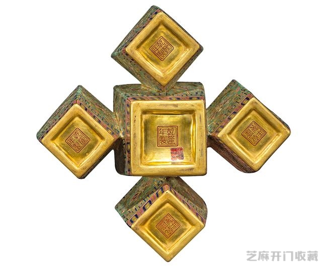 乾隆 粉彩描金宝相花五联方瓶