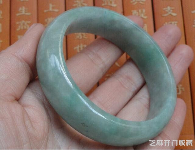 翡翠的鉴别方法和价格