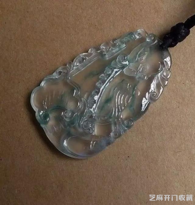 玩翡翠这些一定要记住，翡翠底，种，水，色，一个也不能少！