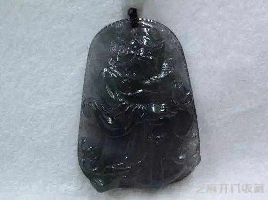 石不可貌相，脏兮兮的石头还能切出高价的翡翠？原来竟是这种情况