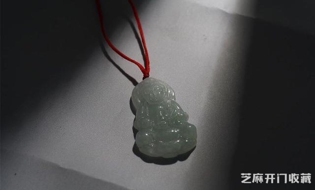 光对玉石有什么影响？