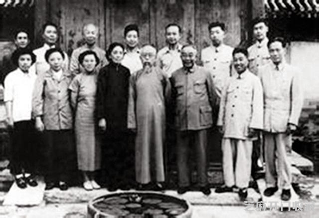 67年后溥儒的《山水》又渡海回来了