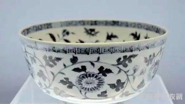 宋元明清瓷器上的菊花纹饰