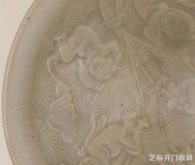元卵白釉印花盘，全球孤品！