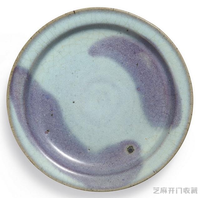 金定窑印花犀牛望月纹盘    北宋~金钧窑天蓝釉紫斑折沿盘