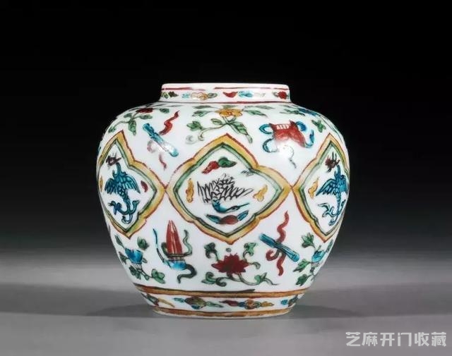 聚焦京城拍卖，先来嘉德四季领略七种不同瓷器的韵味……