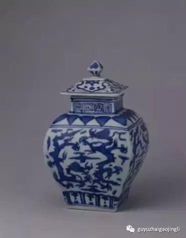 瓷器鉴定：明代晚期青花瓷器鉴定要点