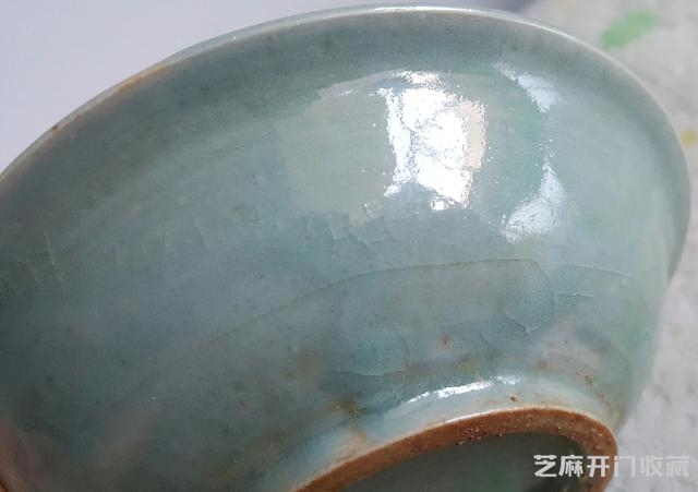 五代~北宋早黄堡窑青蓝釉印花小盘