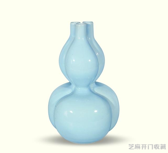 蓝釉  影落明湖青黛光——·淡妆浓抹总相宜