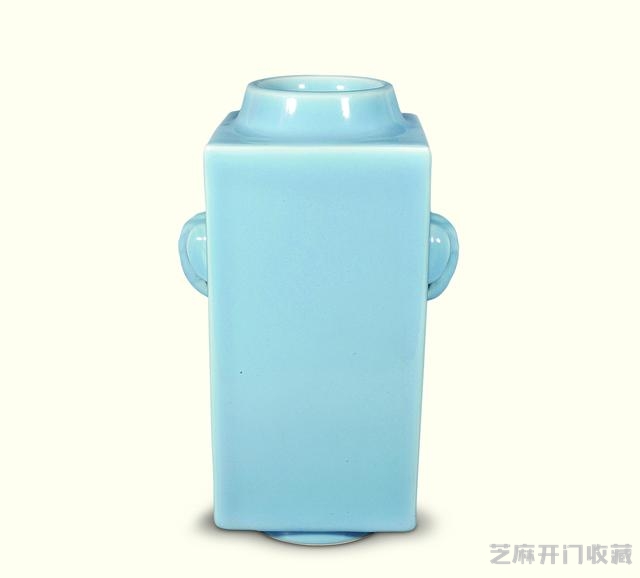 蓝釉  影落明湖青黛光——·淡妆浓抹总相宜