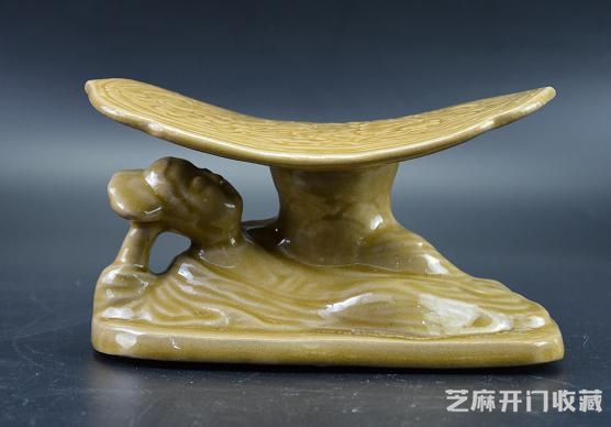 越窑刻花纹脉枕传承千年历史艺术文化