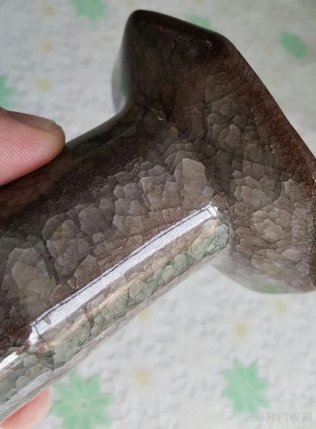 南宋官窑青釉八方弦纹八楞口瓶