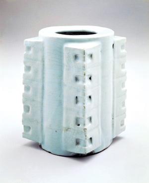南宋官窑瓷器好在哪儿，为何成了传世珍品？