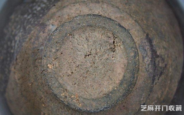 同时著名的黑瓷窑口，建窑跟吉州窑区别在哪？