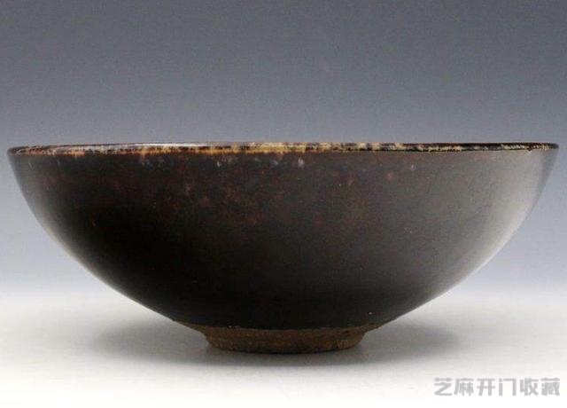 同时著名的黑瓷窑口，建窑跟吉州窑区别在哪？