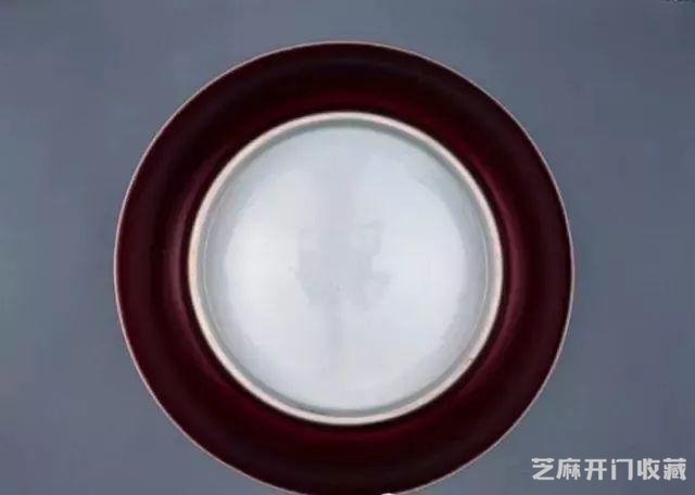 鲜亮凝重--大明宣德红釉瓷器，一起来饱眼福