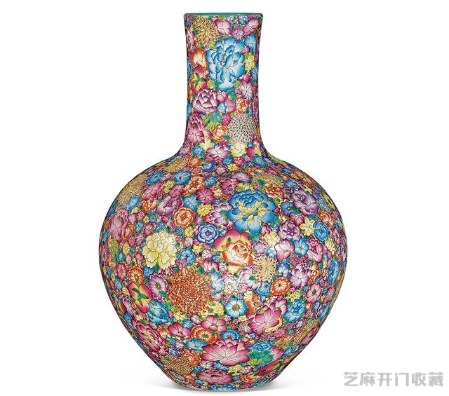 乾隆 粉彩百花不露地天球瓶