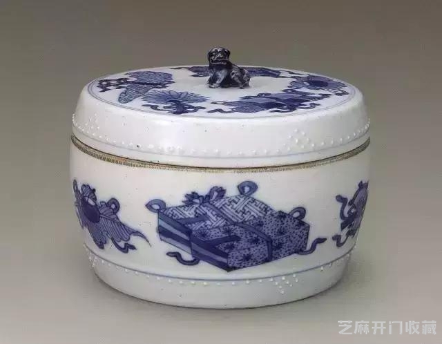 康熙青花儿300年前就火了！欧洲国王拿精锐部队换！