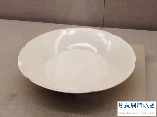 陕西蓝田吕氏家族墓地出土北宋瓷器选粹