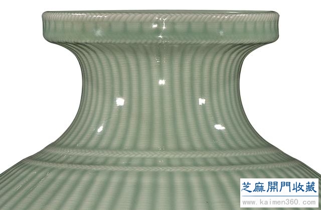 乾隆 蛋青釉渔篓尊