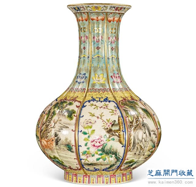 乾隆 哥釉八开光鸟兽纹粉彩描金瓜楞瓶