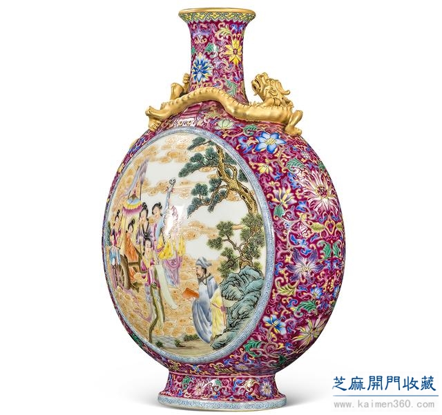 乾隆 粉彩描金开光群仙贺寿塑龙扁瓶
