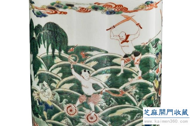 康熙 五彩哪吒闹东海纹棒槌瓶