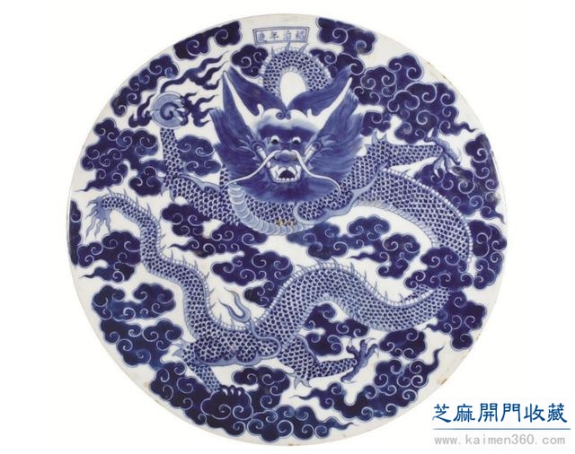 瓷器上盘踞的龙