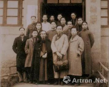 北京保利春拍重磅推介陈之佛旧藏傅抱石《洗砚图》