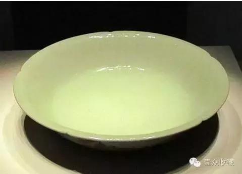 千年青瓷中的瑰宝：越窑秘色瓷