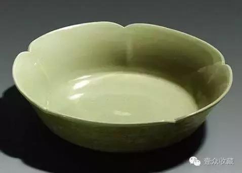 千年青瓷中的瑰宝：越窑秘色瓷