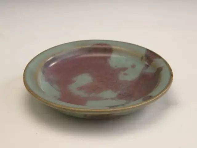 瓷器界的“变色龙”，大红大紫钧窑瓷
