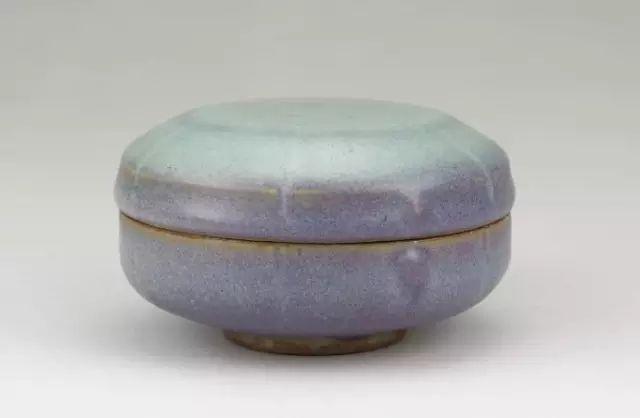 瓷器界的“变色龙”，大红大紫钧窑瓷