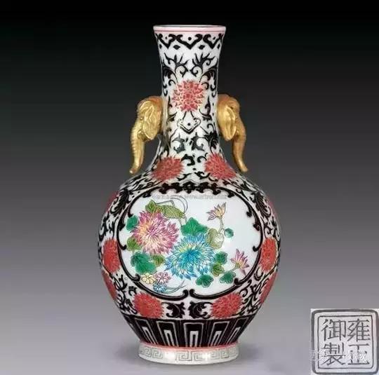 瓷器上黑彩与墨彩的区别 ！