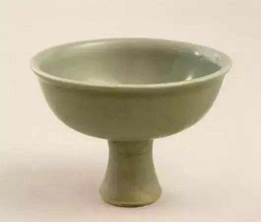 高足杯：元代瓷器中最流行的器型