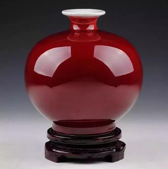 康熙郎窑红釉瓷器物罕而价昂