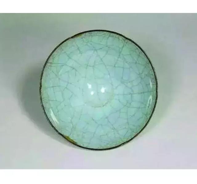 瓷器小窍门：汝瓷开片