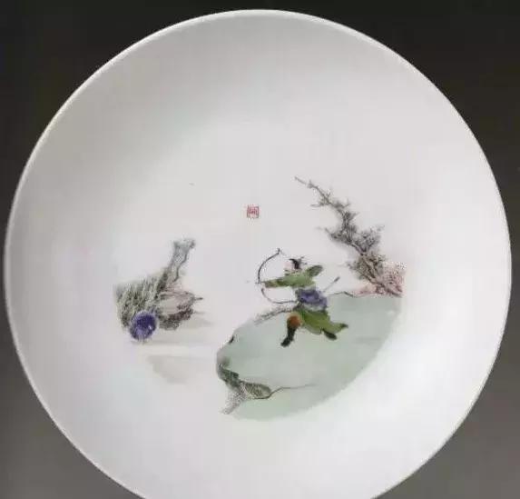 康熙“刀马人”瓷器赏析