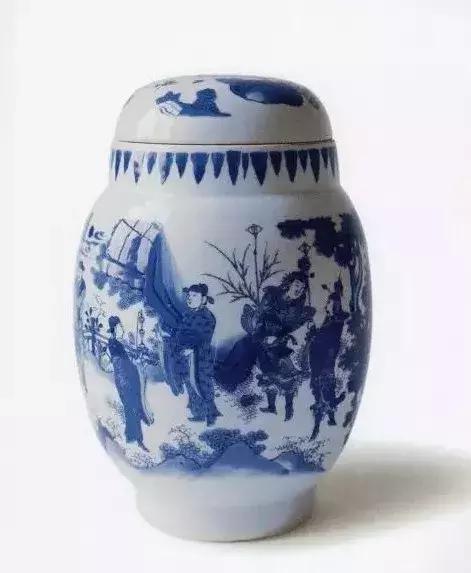 康熙“刀马人”瓷器赏析