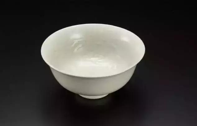 瓷器最让人着迷的是：釉