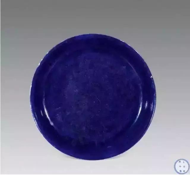 瓷器最让人着迷的是：釉