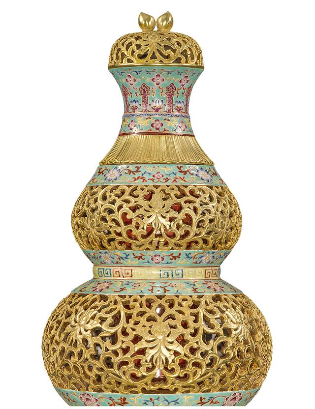 乾隆 粉彩描金镂空花卉纹三足盆座葫芦转心瓶